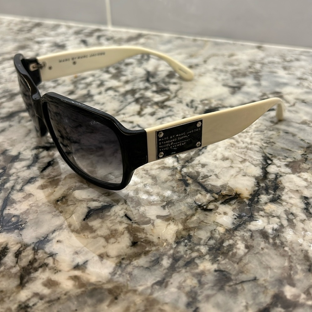 Marc by Marc Jacob’s sunglasses.
